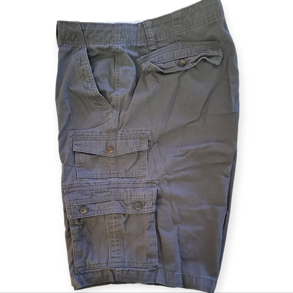 🪩 Iron Co. Cargo Shorts